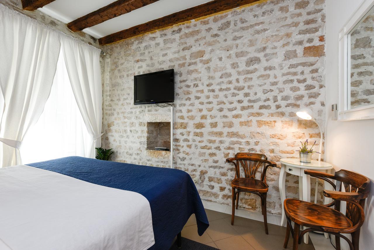 זאדאר Accomodation Gina מראה חיצוני תמונה